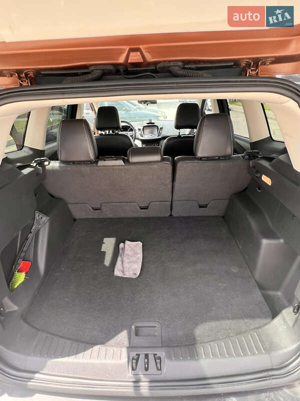 Внедорожник / Кроссовер Ford Escape 2016 в Харькове