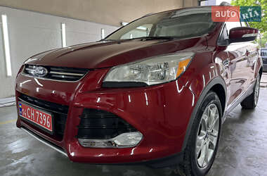 Позашляховик / Кросовер Ford Escape 2014 в 