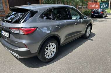 Внедорожник / Кроссовер Ford Escape 2022 в 
