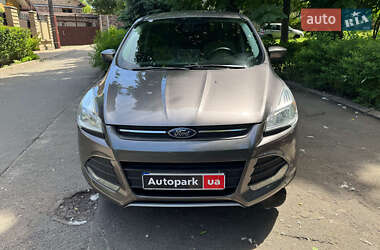 Внедорожник / Кроссовер Ford Escape 2013 в 
