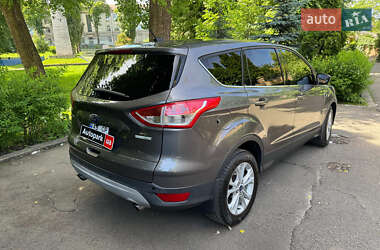 Внедорожник / Кроссовер Ford Escape 2013 в 