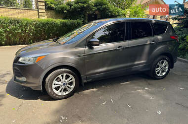 Внедорожник / Кроссовер Ford Escape 2013 в 