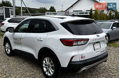 Позашляховик / Кросовер Ford Escape 2020 в Стрию