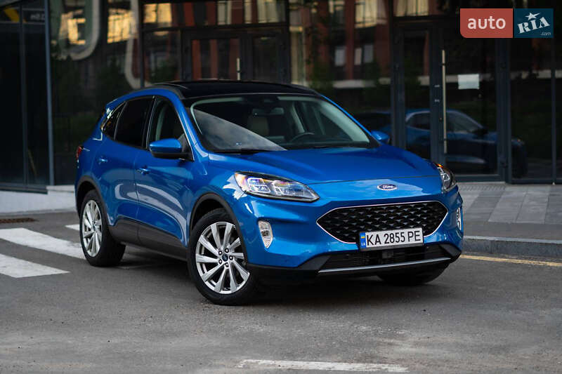 Внедорожник / Кроссовер Ford Escape 2021 в 