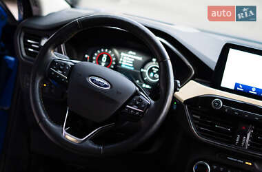 Внедорожник / Кроссовер Ford Escape 2021 в 