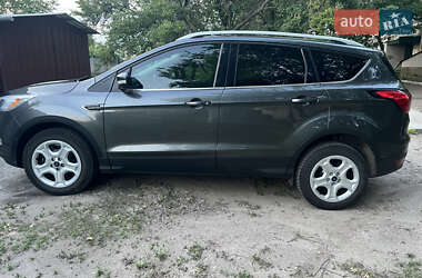 Внедорожник / Кроссовер Ford Escape 2019 в 