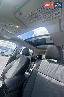 Внедорожник / Кроссовер Ford Escape 2017 в 