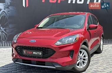 Внедорожник / Кроссовер Ford Escape 2020 в 