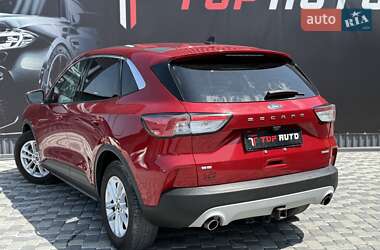 Внедорожник / Кроссовер Ford Escape 2020 в 