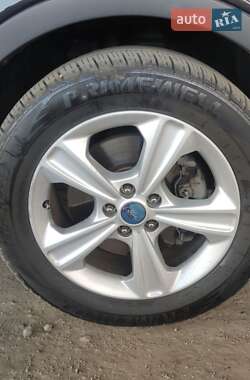 Внедорожник / Кроссовер Ford Escape 2013 в 