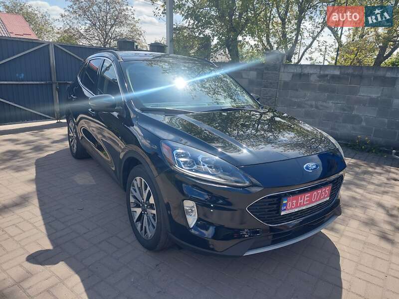 Позашляховик / Кросовер Ford Escape 2019 в Рівному