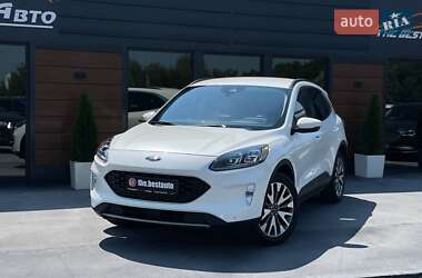 Внедорожник / Кроссовер Ford Escape 2020 в 