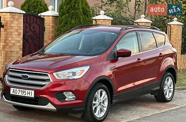 Позашляховик / Кросовер Ford Escape 2016 в Ужгороді