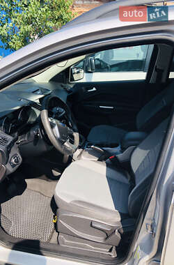 Внедорожник / Кроссовер Ford Escape 2014 в Житомире