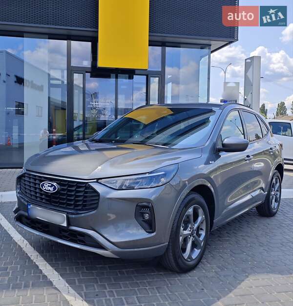 Внедорожник / Кроссовер Ford Escape 2023 в 
