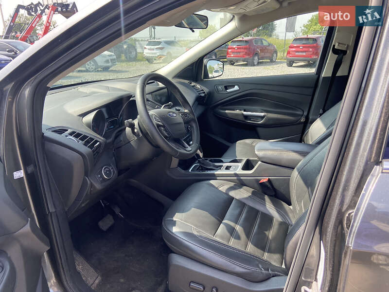 Позашляховик / Кросовер Ford Escape 2017 в Львові
