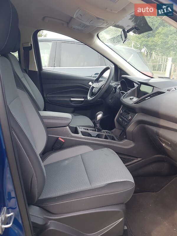 Внедорожник / Кроссовер Ford Escape 2019 в Харькове