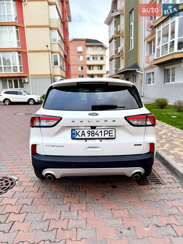 Внедорожник / Кроссовер Ford Escape 2021 в Киеве