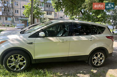 Внедорожник / Кроссовер Ford Escape 2013 в 