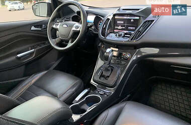 Внедорожник / Кроссовер Ford Escape 2014 в 