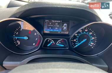 Внедорожник / Кроссовер Ford Escape 2014 в 