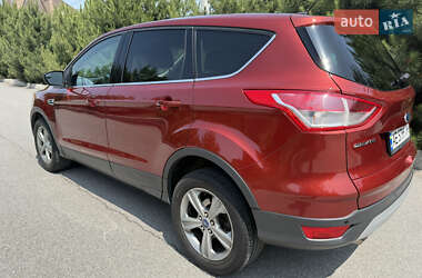 Внедорожник / Кроссовер Ford Escape 2016 в 