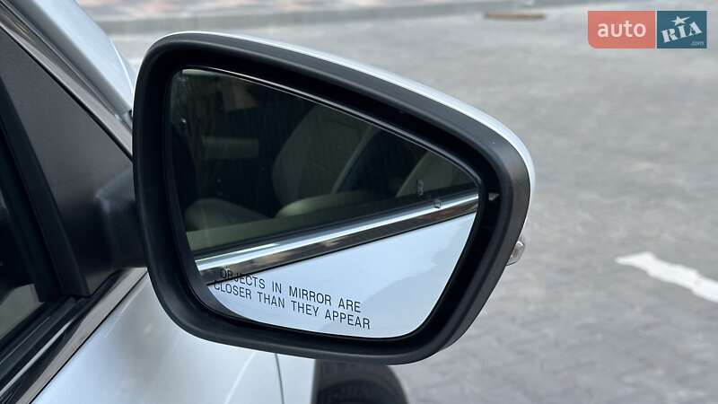 Внедорожник / Кроссовер Ford Escape 2020 в Вишневом