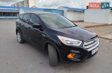 Внедорожник / Кроссовер Ford Escape 2018 в Ромнах