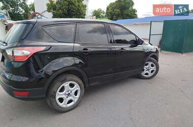 Внедорожник / Кроссовер Ford Escape 2018 в 