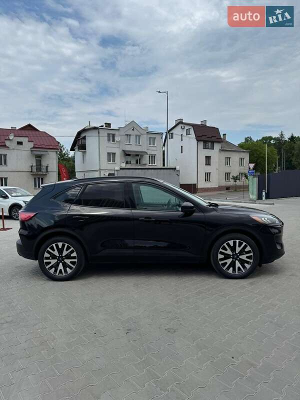 Внедорожник / Кроссовер Ford Escape 2020 в Львове