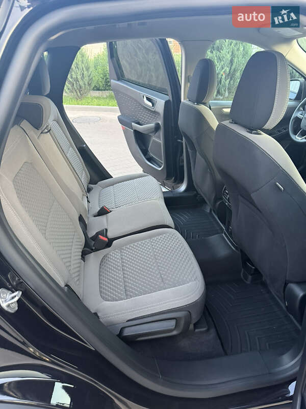 Внедорожник / Кроссовер Ford Escape 2019 в Виннице