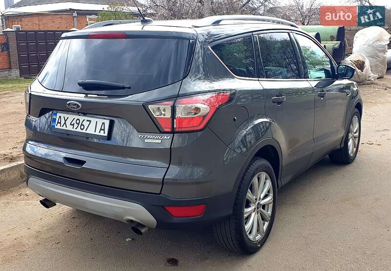Внедорожник / Кроссовер Ford Escape 2017 в Харькове