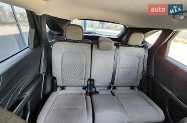 Внедорожник / Кроссовер Ford Escape 2021 в 