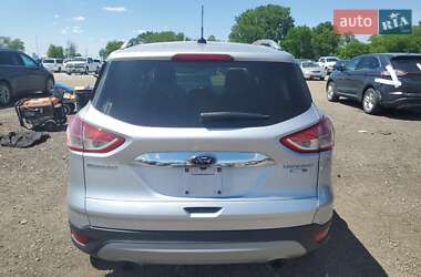 Внедорожник / Кроссовер Ford Escape 2016 в 