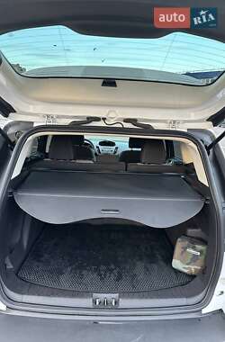 Внедорожник / Кроссовер Ford Escape 2017 в 