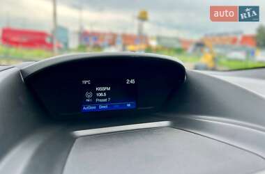 Внедорожник / Кроссовер Ford Escape 2018 в 