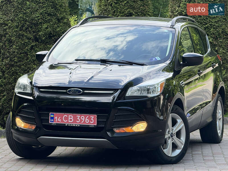 Внедорожник / Кроссовер Ford Escape 2014 в 