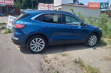 Внедорожник / Кроссовер Ford Escape 2022 в 