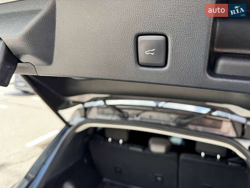 Внедорожник / Кроссовер Ford Escape 2022 в Киеве