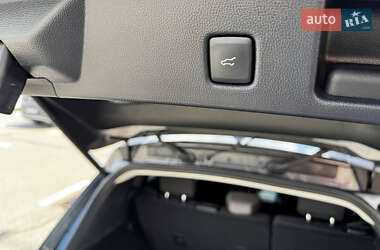 Внедорожник / Кроссовер Ford Escape 2022 в 