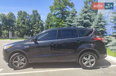 Внедорожник / Кроссовер Ford Escape 2015 в 