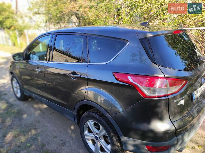 Позашляховик / Кросовер Ford Escape 2015 в Києві