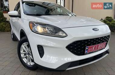 Внедорожник / Кроссовер Ford Escape 2020 в 