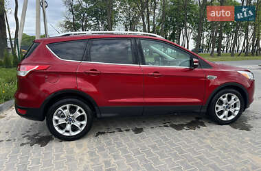 Внедорожник / Кроссовер Ford Escape 2014 в 
