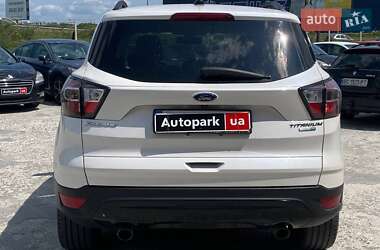 Внедорожник / Кроссовер Ford Escape 2017 в 