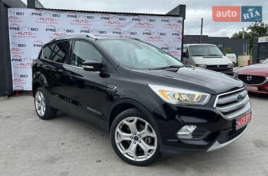 Позашляховик / Кросовер Ford Escape 2017 в Львові