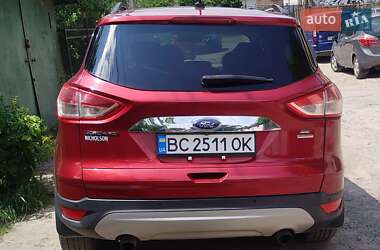 Внедорожник / Кроссовер Ford Escape 2014 в 