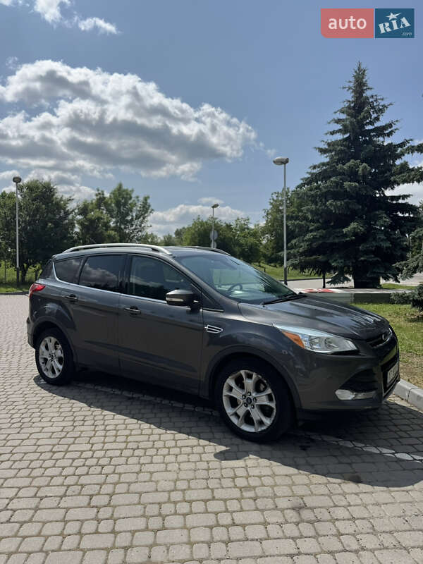 Внедорожник / Кроссовер Ford Escape 2015 в Ивано-Франковске