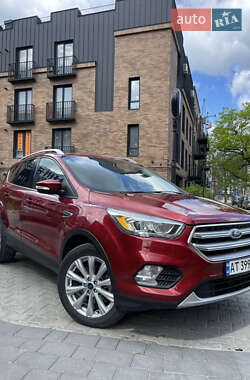 Позашляховик / Кросовер Ford Escape 2016 в Івано-Франківську