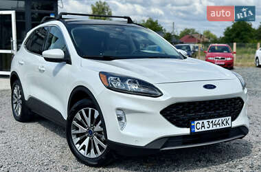 Позашляховик / Кросовер Ford Escape 2022 в Умані